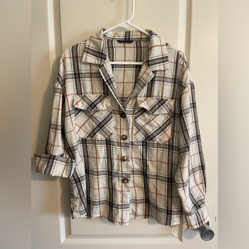 Lightweight plaid shirt
